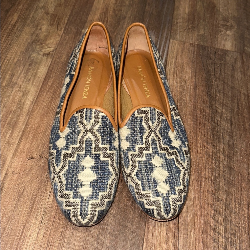 Ramon Tenza Geometric Woven • leather sole loafers size 7‎